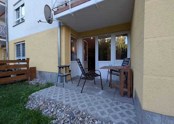 Pensjonat Eigenes Ruhiges Mit Kueche Und Terasse